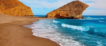 Sconto! Fantastico attico di 270 m2 con splendida vista sul mare direttamente sulla spiaggia