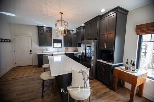 Discover Your Perfect Getaway: Cottage in the Heart of Horse & Bourbon Country!