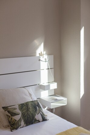 1 chambre, fer et planche à repasser, Wi-Fi gratuit, draps fournis