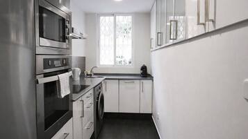 Réfrigérateur, micro-ondes, four, lave-vaisselle