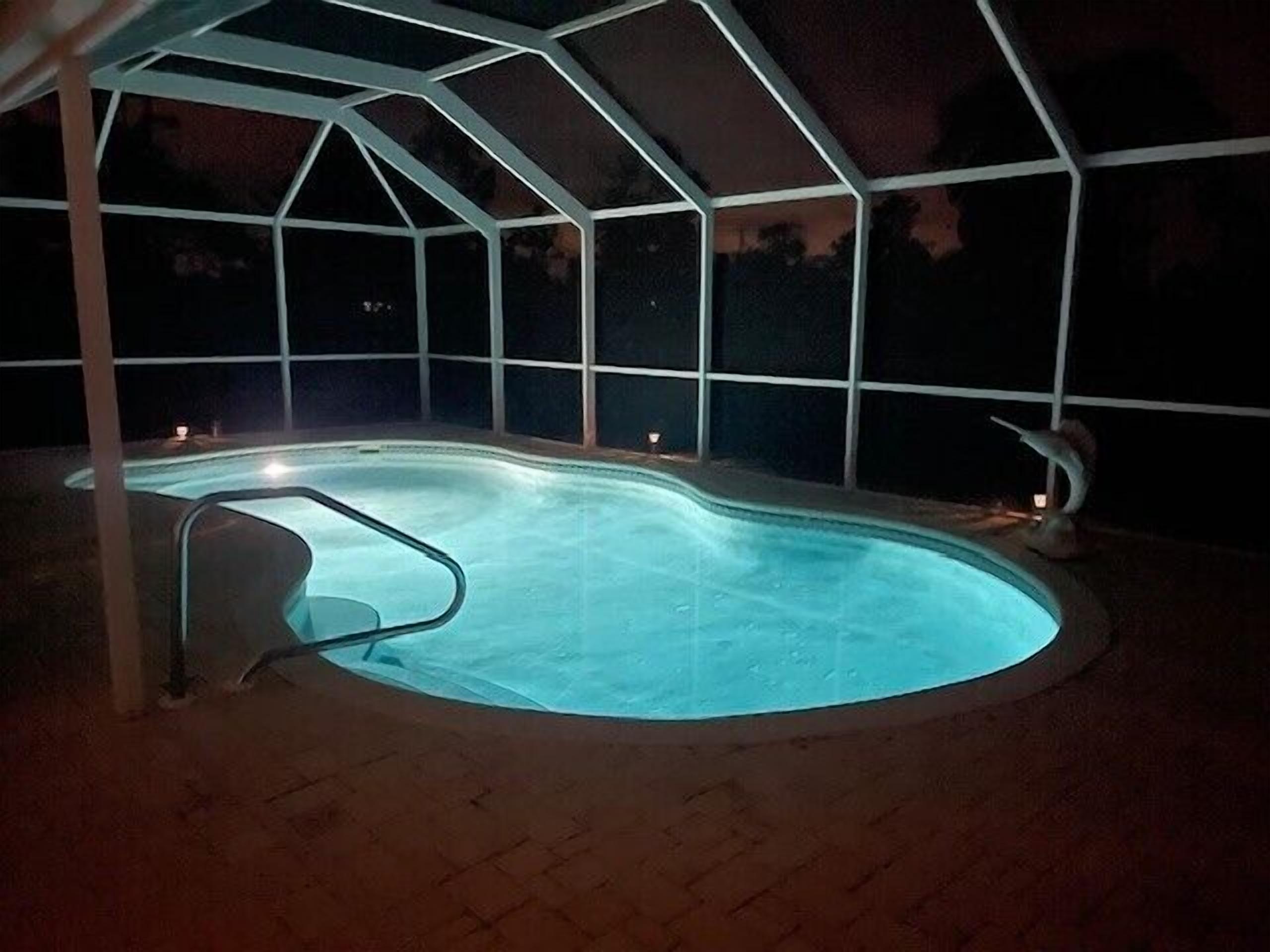 Maine Escape, full refund*,heated pool, DOGS OK
