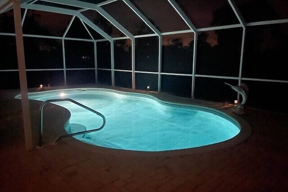 Maine Escape, full refund*,heated pool, DOGS OK