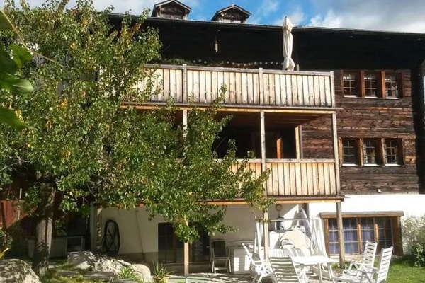 Ciel, Propriété, Bâtiment, Fenêtre, Plante, Nuage, Chalet, Zone Résidentielle, Maison, Arbre