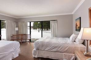 2 makuuhuonetta, silitysrauta/-lauta, vauvan matkasänky, ilmainen Wi-Fi