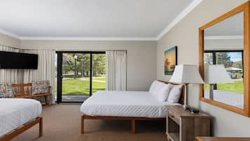 2 habitaciones, tabla de planchar con plancha y cuna de viaje