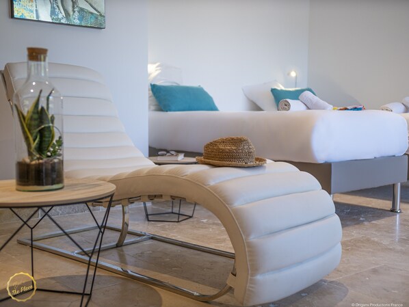 3 chambres, fer et planche à repasser, Wi-Fi, draps fournis