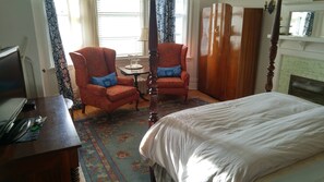 Deluxe tweepersoonskamer | Luxe beddengoed, donzen dekbedden, individueel gedecoreerd