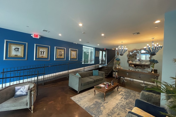 Sala de estar en el lobby
