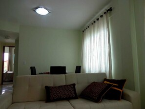 Living area - RIO OYSTER APARTMENT (Reduto da Paz)