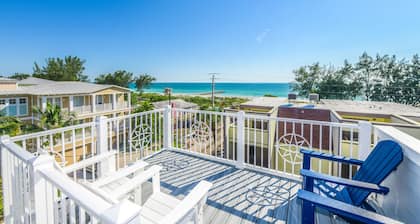Luxury Coastal Estate with Rooftop Deck, Pool and Gulf Views