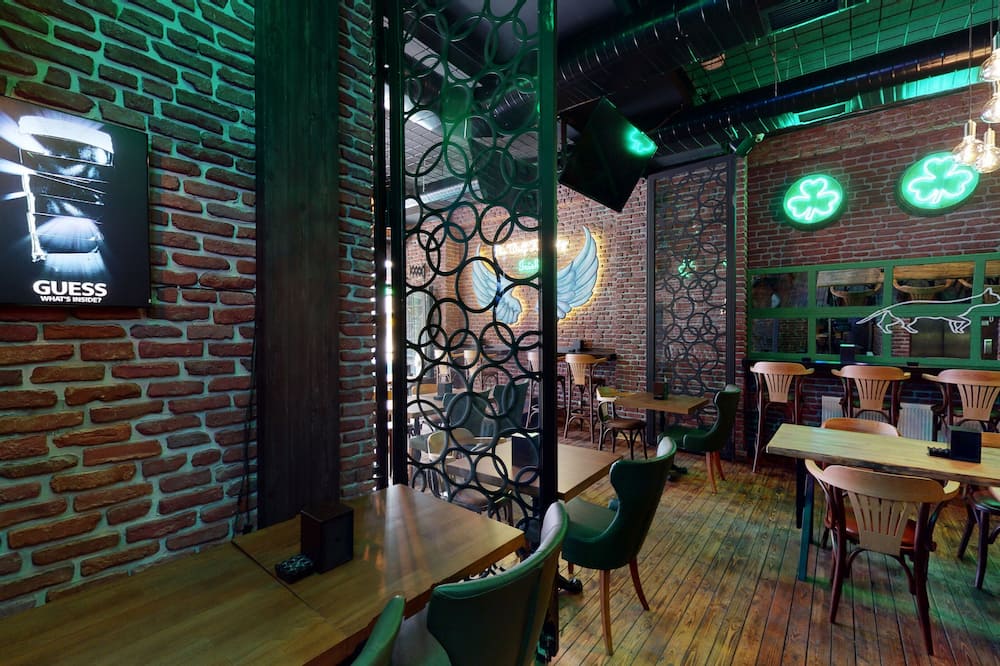 The Wolf Hotel