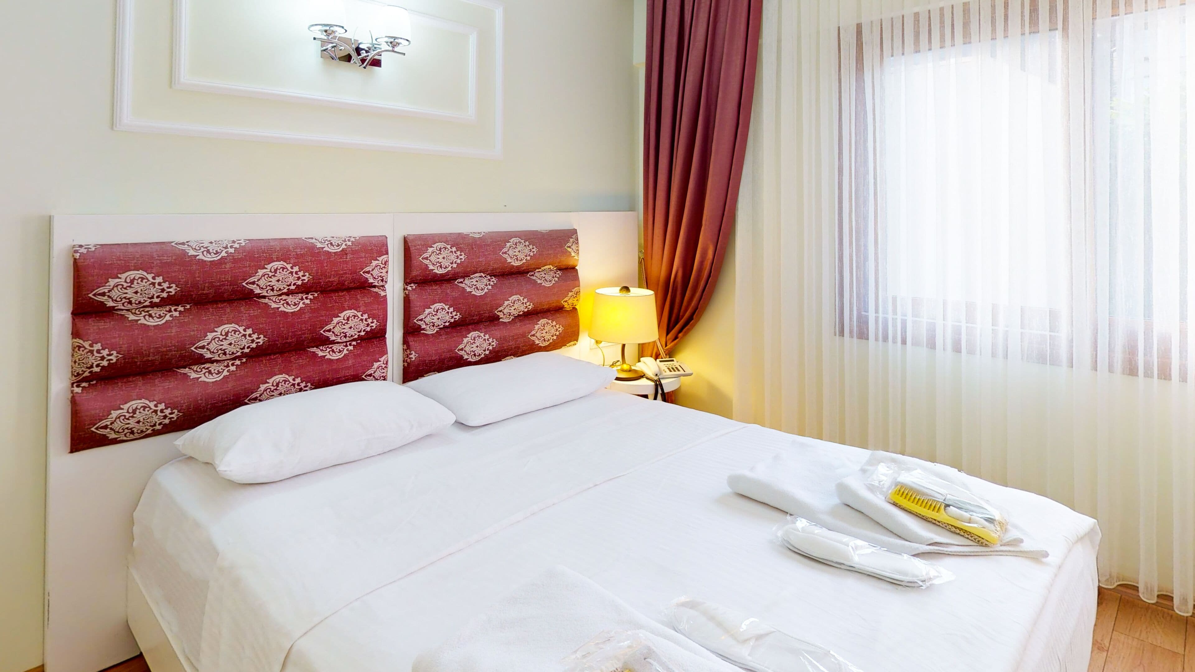superior double or twin room | minibar, soundproofing, free wifi, bed sheets