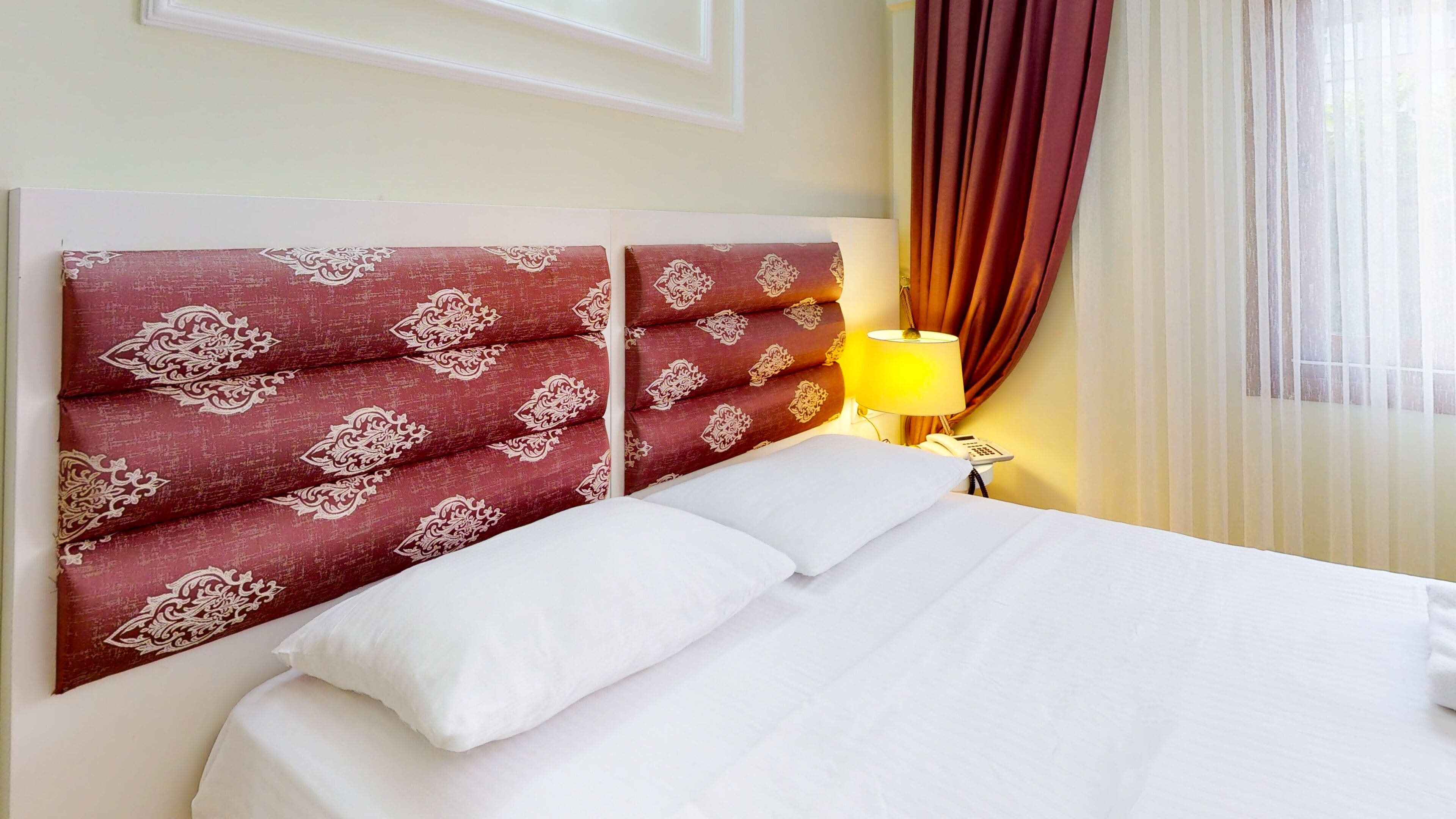 Standard Double Room, 1 Bedroom | Minibar, in-room safe, soundproofing, iron/ironing board