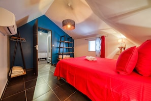 1 chambre, fer et planche à repasser, Wi-Fi gratuit, draps fournis