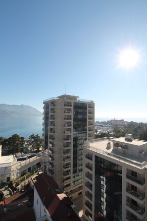City view - Fontana Lux Apartments (Budva)