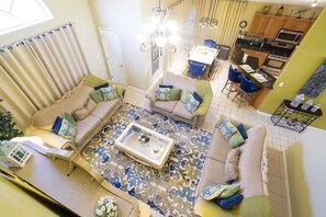 Smart TV, videogiochi, tavolo da ping pong