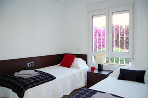 2 Schlafzimmer, Bügeleisen/Bügelbrett, kostenloses WLAN, Bettwäsche