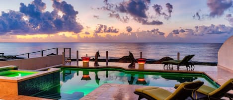 Outdoor pool, a heated pool