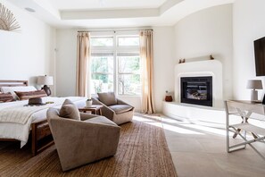 5 bedrooms, iron/ironing board, travel cot, free WiFi