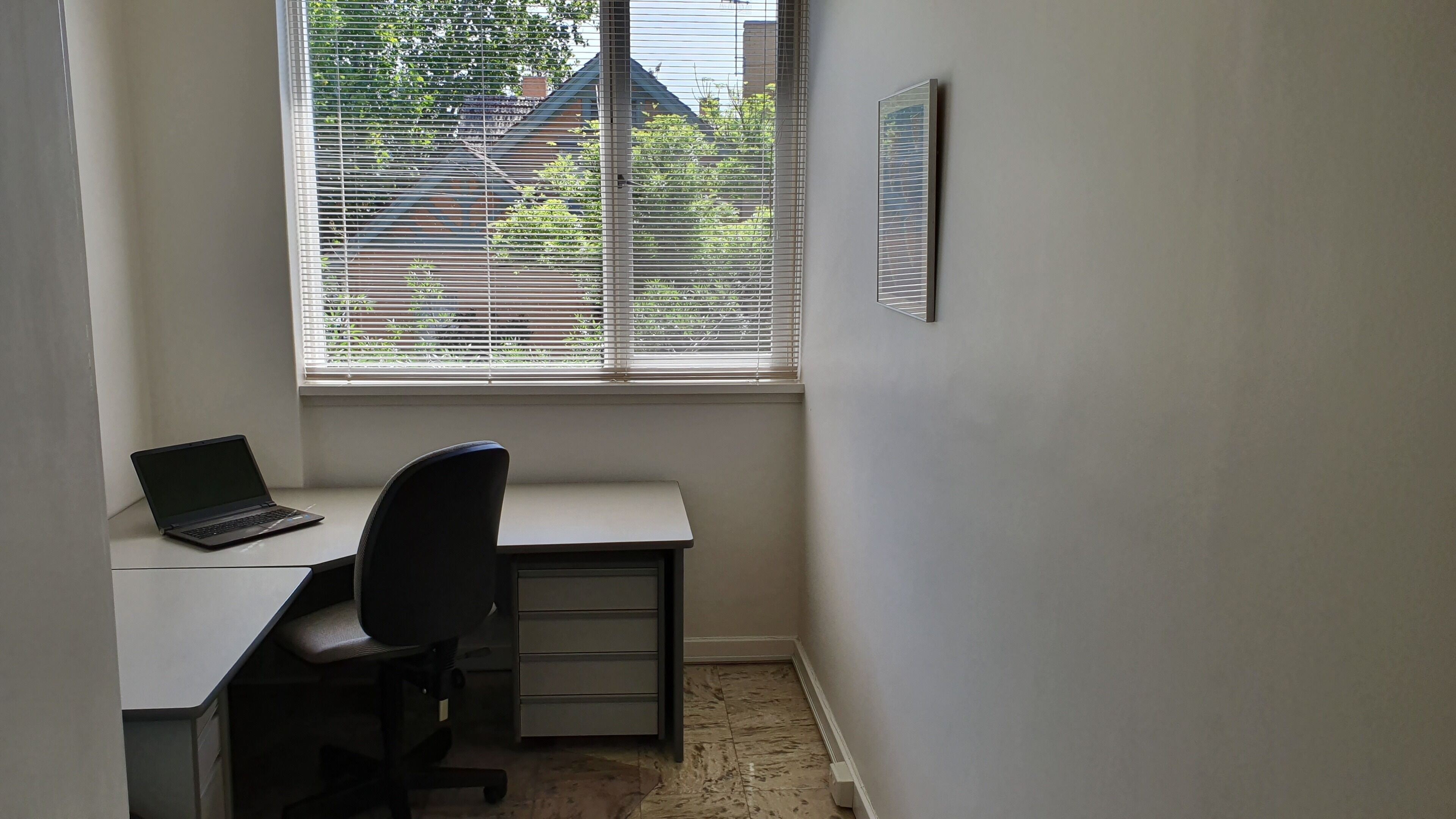 Toorak Luxury Living — image 18