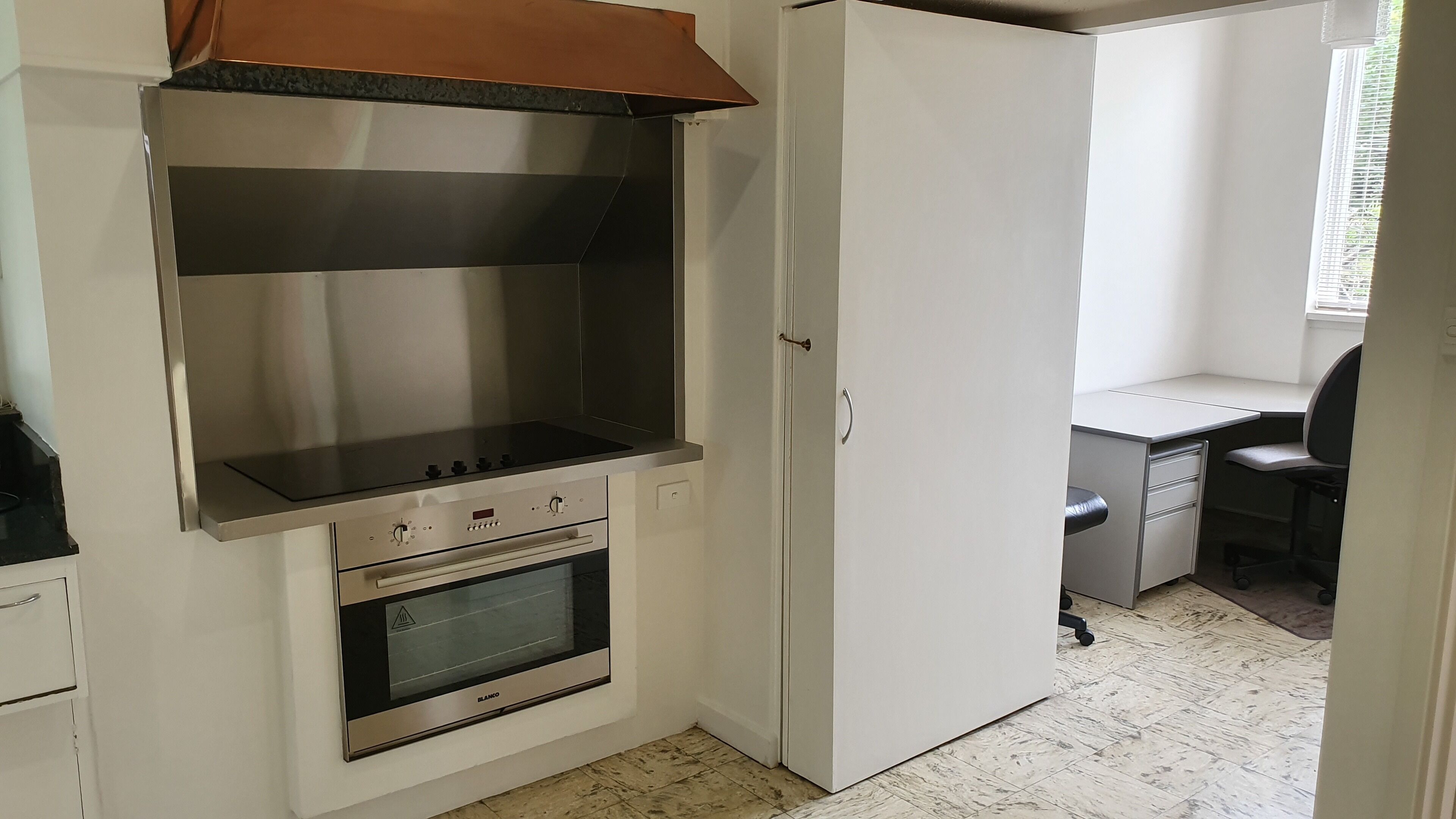 Toorak Luxury Living — image 23