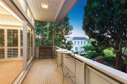 Toorak Luxury Living