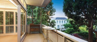 Toorak Luxury Living