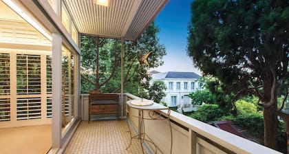 Toorak Luxury Living