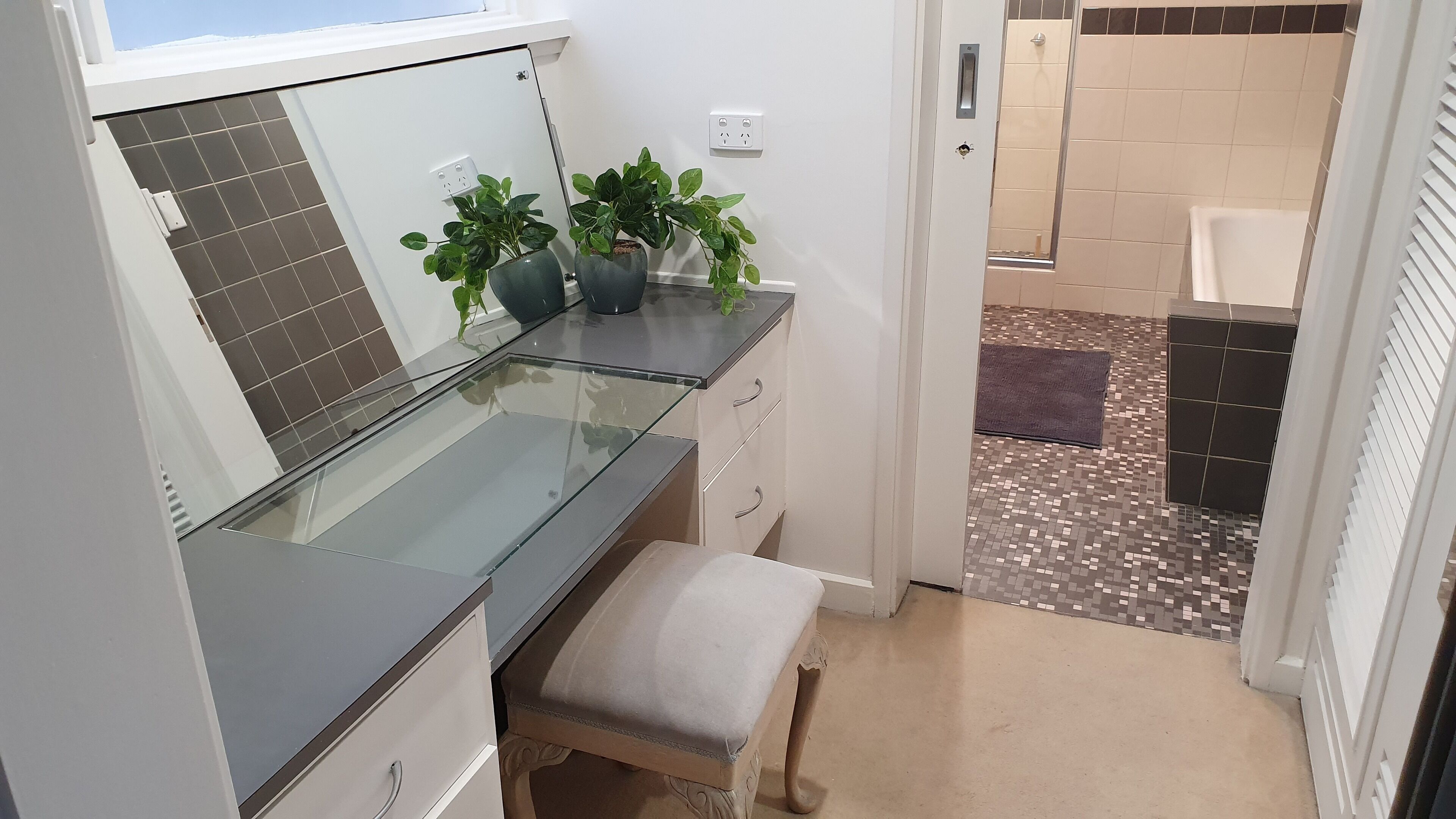 Toorak Luxury Living — image 5