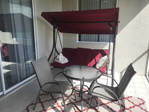 Outdoor dining -  Beautiful  house with canal view… (Rotonda West)