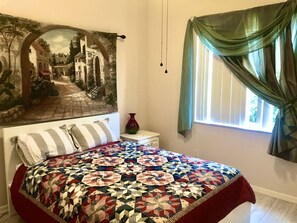 3 bedrooms, iron/ironing board, WiFi, bed sheets -  Beautiful  house with canal view… (Rotonda West)