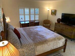 2 quartos, ferros/tábuas de passar roupa, Wi-Fi, roupa de cama