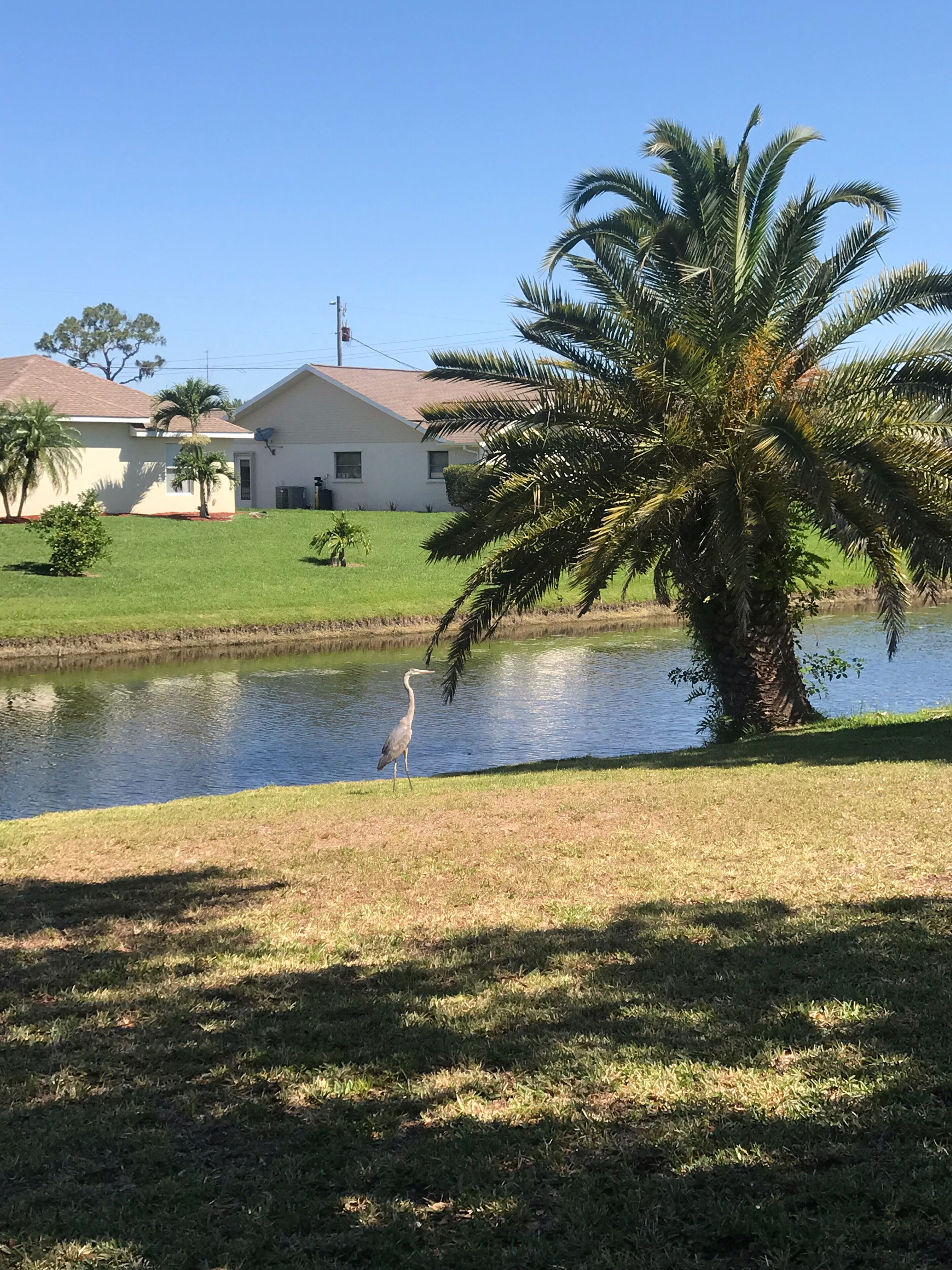 cozy house clean with a beautiful view on the canal