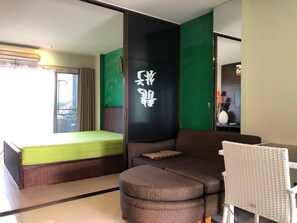 Apartamento superior | 1 quarto, cofres nos quartos, individualmente mobiliados