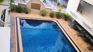 Outdoor pool - Jomtien Hill Resort Pratamnak (Pattaya)
