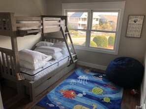 3 bedrooms, desk, iron/ironing board, travel cot