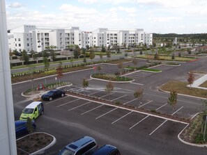 Parcheggio in loco, è consigliata l'auto