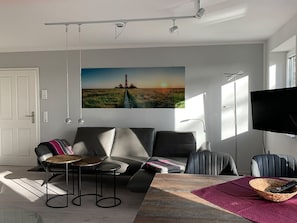 Fernseher, Kamin