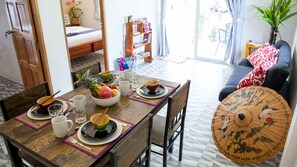 Ruokailu omassa huoneessa