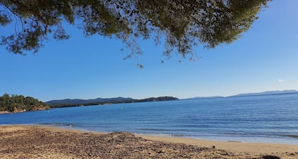 Sehr schöne Villa 4b / 12p nahe dem Zentrum und den Stränden in Lavandou