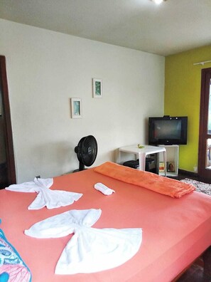 Desk, free WiFi - Residencial Rodrigues (Florianópolis)