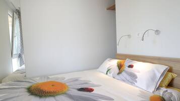 Individueel gemeubileerd, verduisterende gordijnen, gratis babybedden