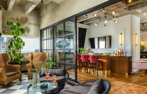 Terrace/patio - Brown BoBo, a member of Brown Hotels (Tel Aviv)