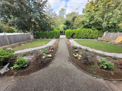 Thien May Guest House. Up to 6 guests