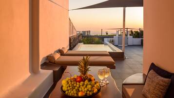 Deluxe-Villa, eigener Pool | Terrasse/Patio