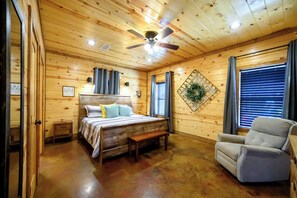 4 Schlafzimmer, Bügeleisen/Bügelbrett, kostenloses WLAN, Bettwäsche