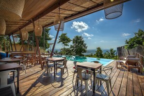 Breakfast served  - Ecotao lodge (Koh Tao)