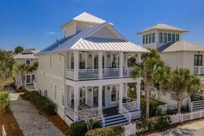 Exterior - Sleeps 18 with Private Pool! Steps to beach walkover, Water views (Panama City Beach)