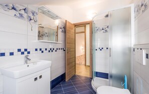 Ensemble baignoire-douche