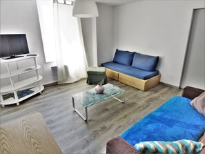 TV - "La Clé des champs"-T2 (42m2)-Garage optional-Meublé tourisme*** (furnished holiday home) (Béziers)